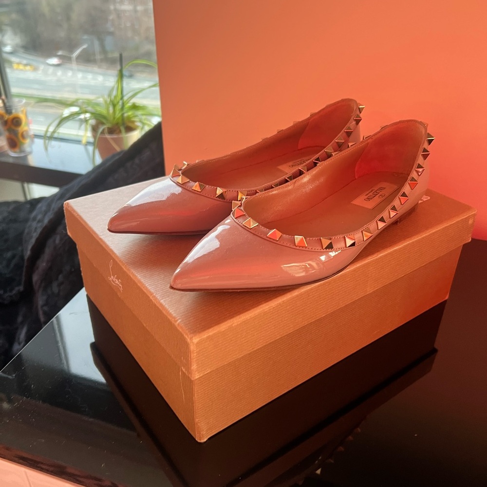 Brand new Valentino shoes! Paid 950 and wore once